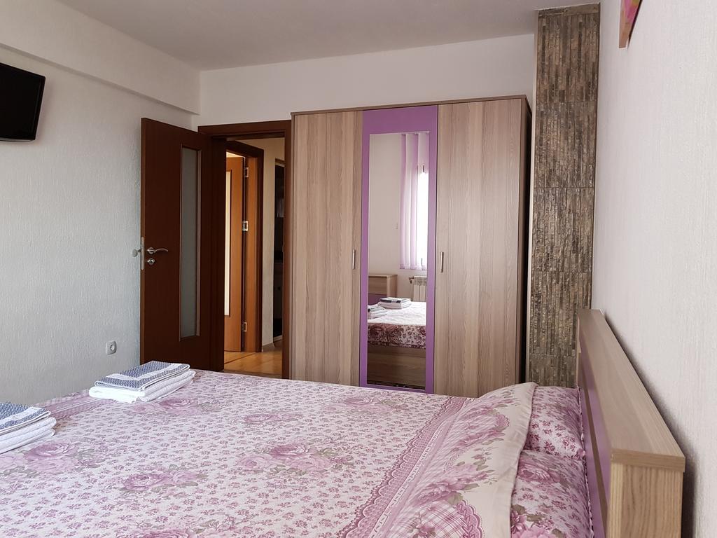 Д И В 1 - D & V 1 Apartment Sandanski Dış mekan fotoğraf